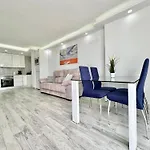 Torres De Yomely - M9g Apartment *