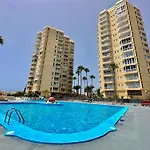 Torres De Yomely - M9g Плая-де-лас-Америкас